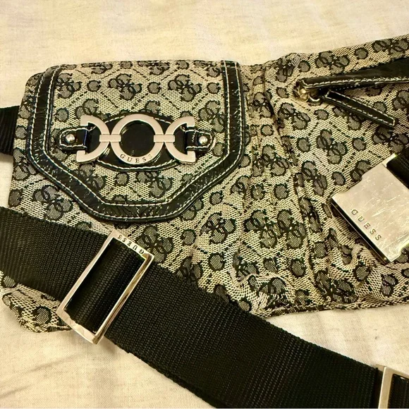 GUESS Black and Brown Women Belt bag vintage - Picture 4 of 10